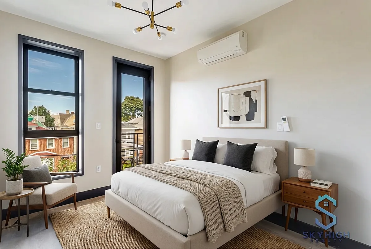 Building Photo - 1665 Brooklyn Ave #3D