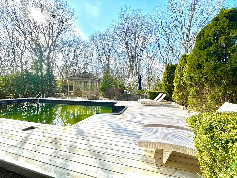 Peconic Hills Dr — Photo 26