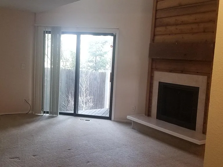 866 Pebblewood Dr — Photo 6
