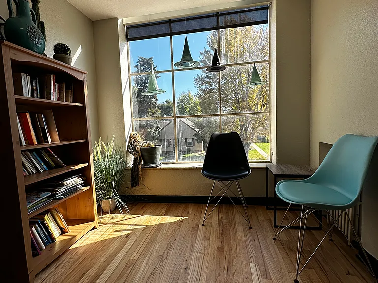 Graham House — Photo 43