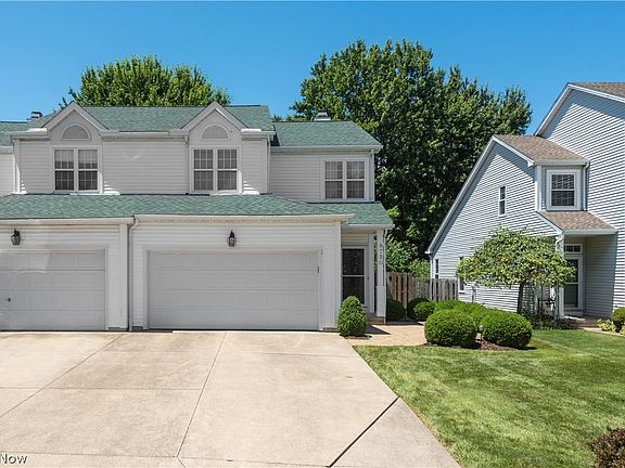 2nd image of 9750 Sugarbush Cir