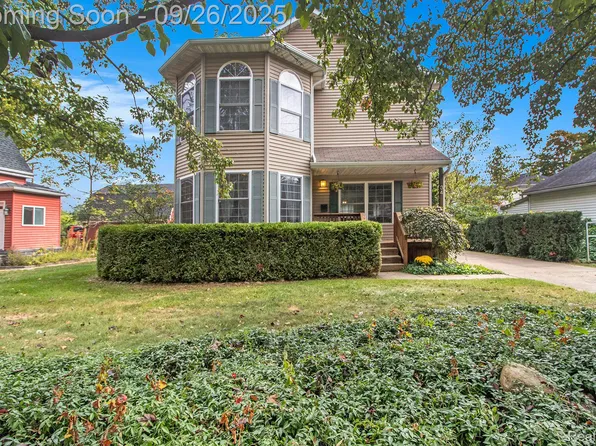 34 N Andrews St, Lake Orion, MI 48362