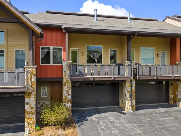 653 Clermont Cir, Steamboat Springs, CO 80477