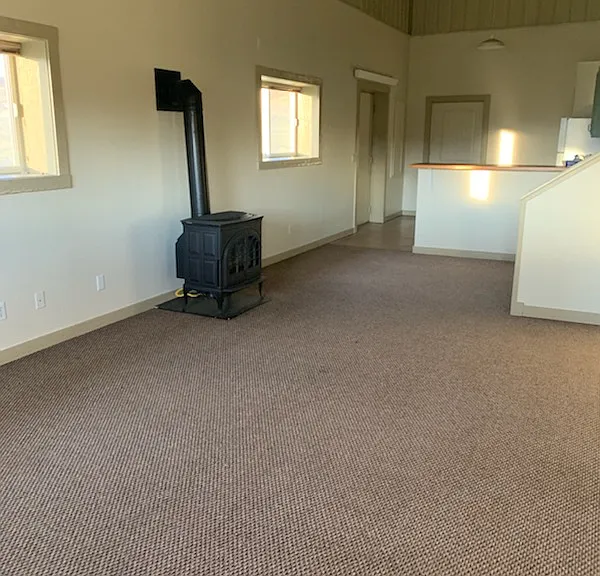 690 Roger Canyon Rd — Photo 3