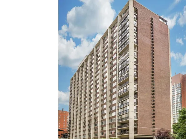 1 E Schiller St APT 8B, Chicago, IL 60610