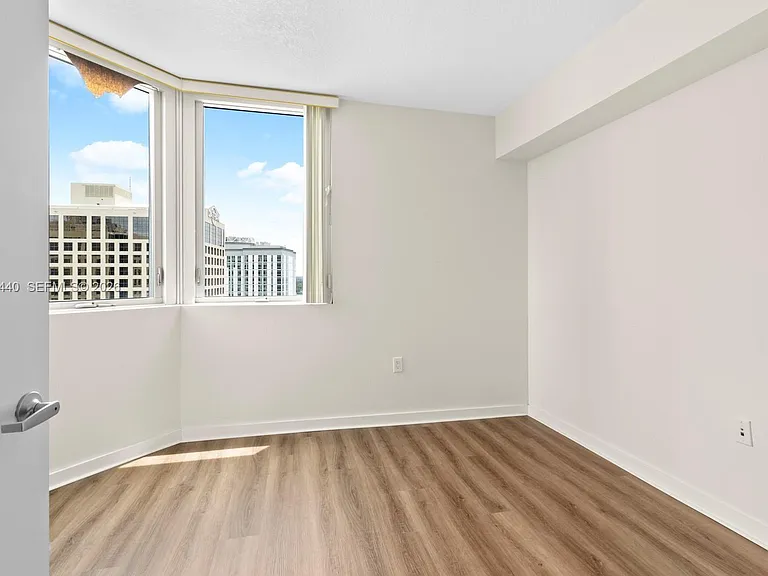 9055 SW 73rd Ct #1506 — Photo 6