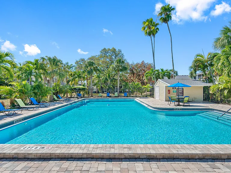 Enclave at Sabal Pointe Apartments — Photo 9