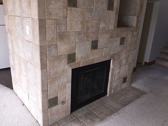 4th image of 2700 Vista Grande Dr NW Unit 113