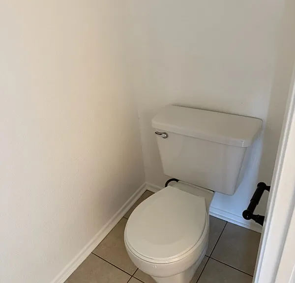 1045 Grand Ave #6 — Photo 9