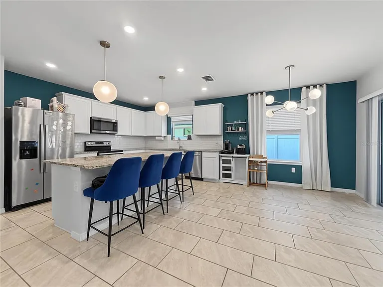 1067 Michelangelo Ln — Photo 8