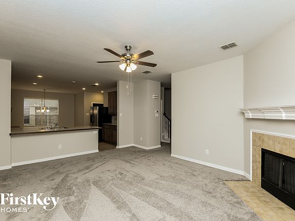 2nd image of 1339 Lake Forest Dr