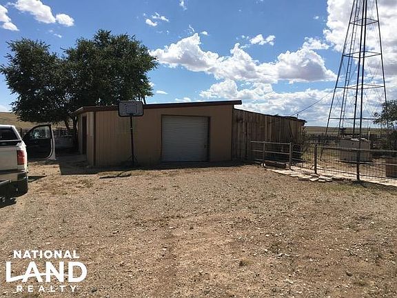 Barn/Shop near House