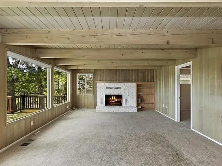 945 N Hospital Rd — Photo 15