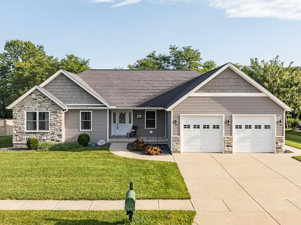 359 Abby Ln, Batesville, IN 47006