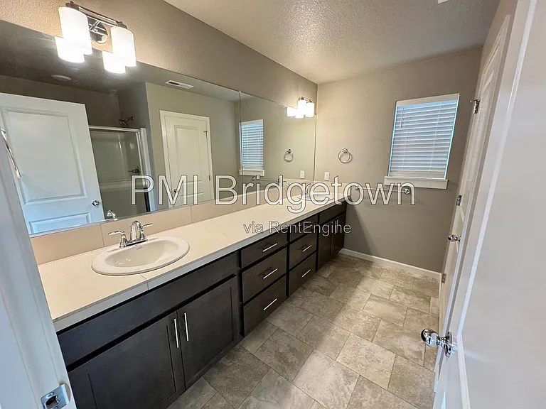 3715 SW 190th Ter — Photo 10