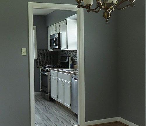 4th image of 126 Saint Margaret Dr