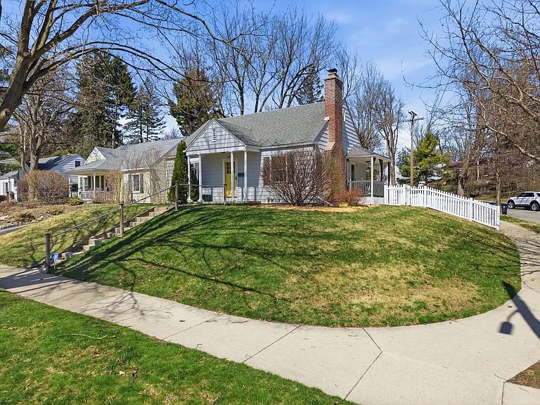 1102 Arborview Blvd — Photo 7