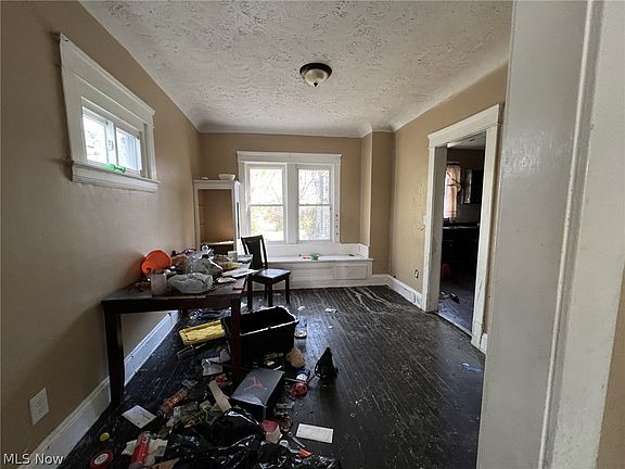 5th image of 1225 E 113th St