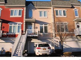 85 Alexander Ct, Nanuet, NY 10954