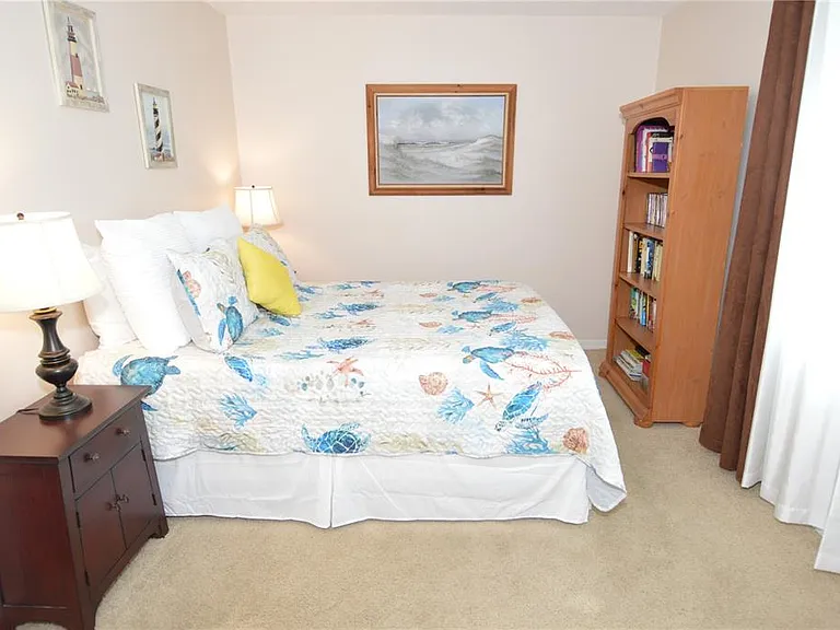 213 Seahorse Dr SE #B — Photo 39