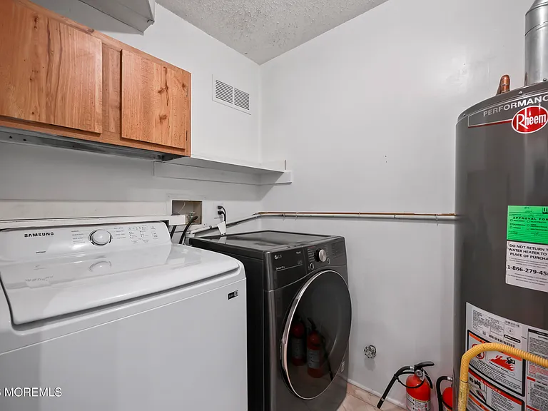 18-5 Augusta Ct #5 — Photo 15
