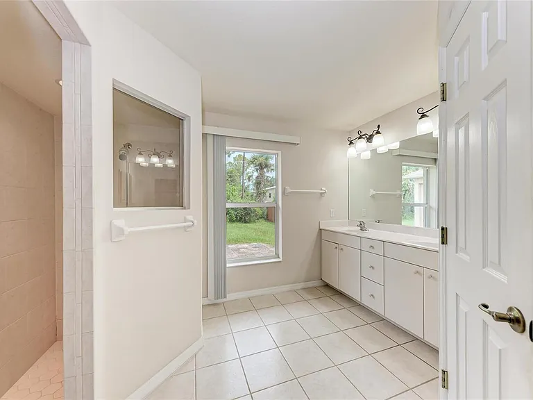 4320 Amanda Ave — Photo 4
