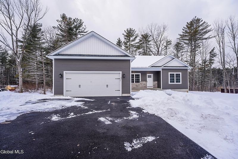 2nd image of 6 Wolfe Road
