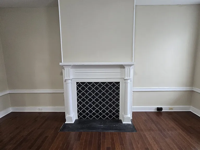 201 E Bank St #20 — Photo 8