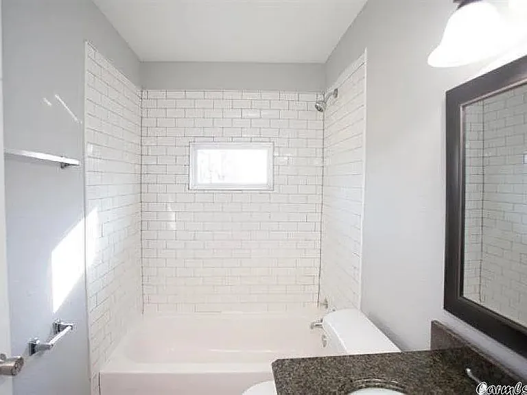 15 Eaton Dr — Photo 10
