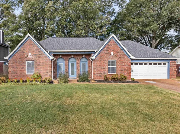 1445 Wolf Pack Dr, Collierville, TN 38017