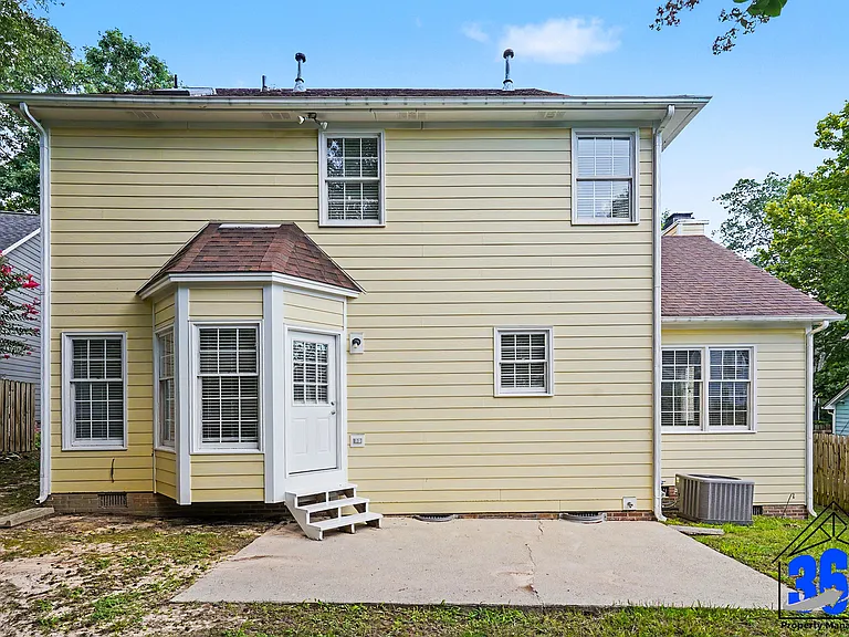 5524 Edgebury Rd — Photo 24