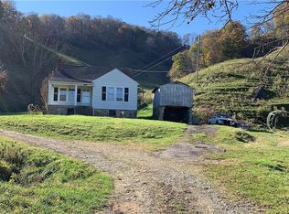 742 Evans Rd, Burnsville, NC 28714