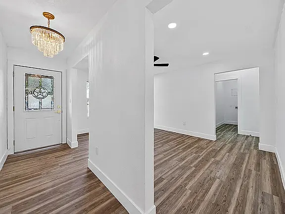 2503 Lynn Dr — Photo 8