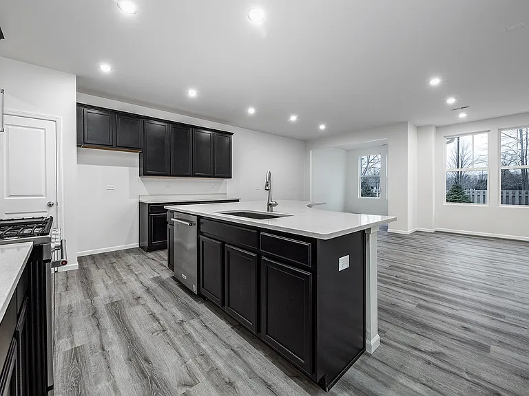 535 Watercress Dr #535 — Photo 2