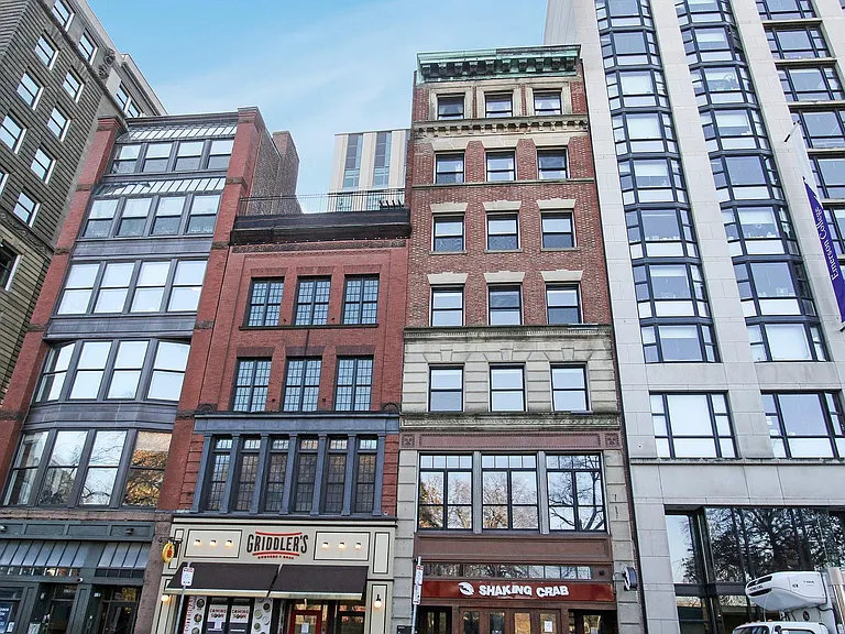140 Boylston St #8 — Photo 15