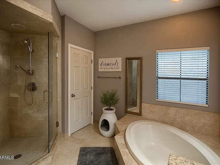 8100 E Camelback Rd #163 — Photo 22