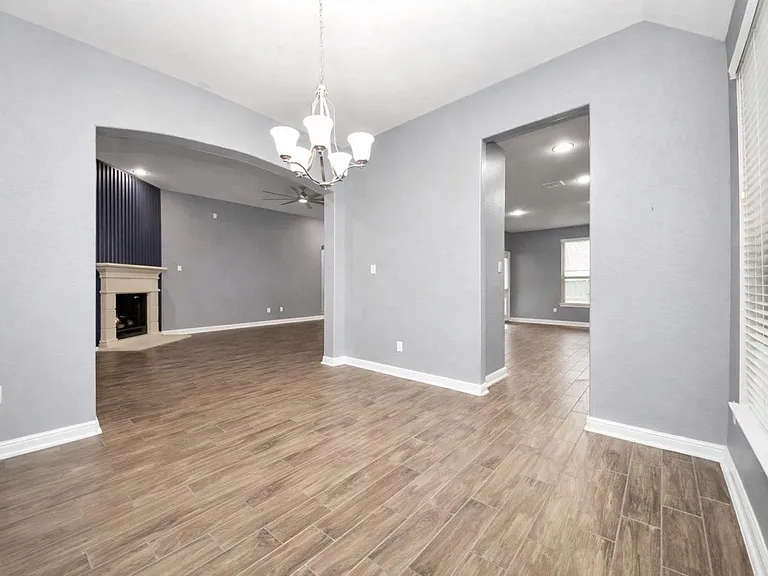 24523 Eucalyptus Way — Photo 17