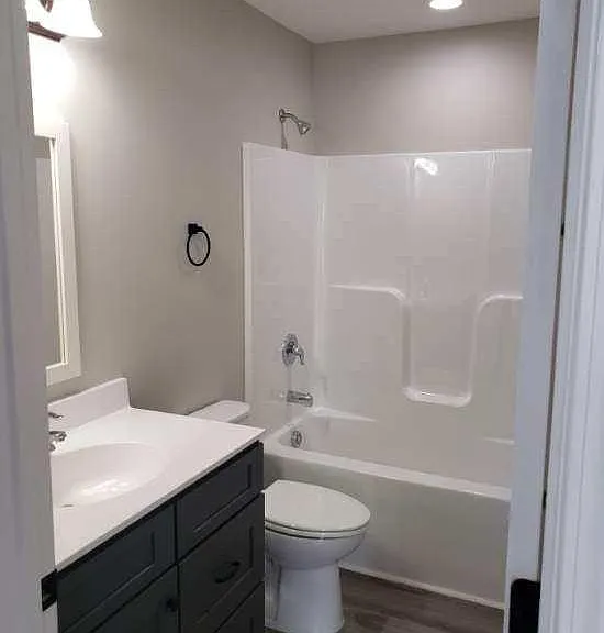 1105 Maid Marian Ln NE — Photo 16