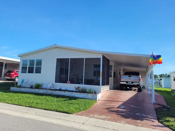 5827 Naples Dr #606, Zephyrhills, FL 33540