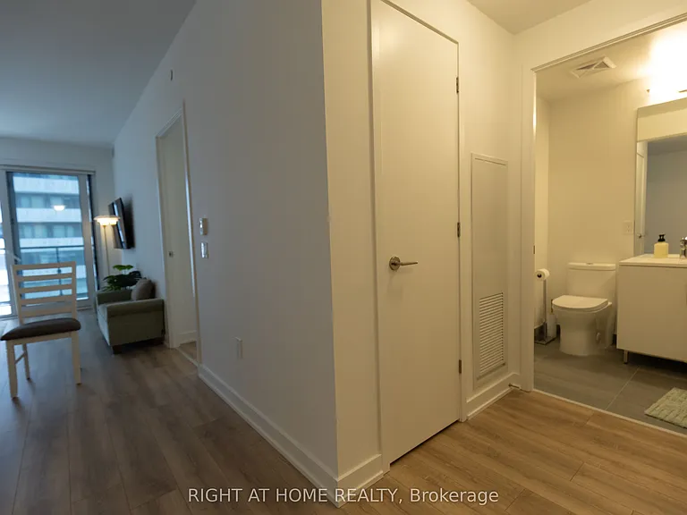 634 Church St #1401 — Photo 22