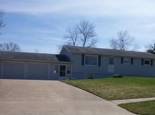 1500 Broadway St, Pella, IA 50219