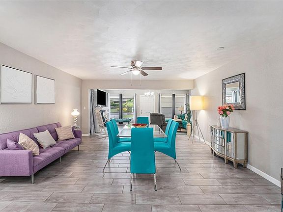 5th image of 1075 8th St NW