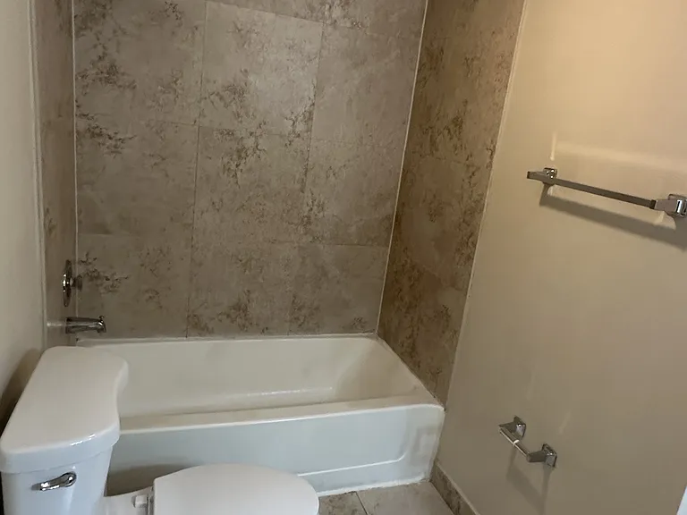2850 N Oakland Forest Dr #208 — Photo 12