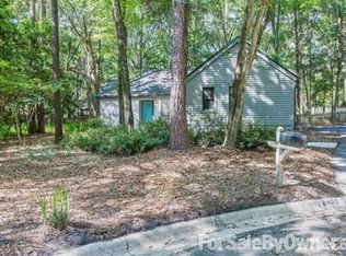 8405 SW 51st Ln, Gainesville, FL 32608
