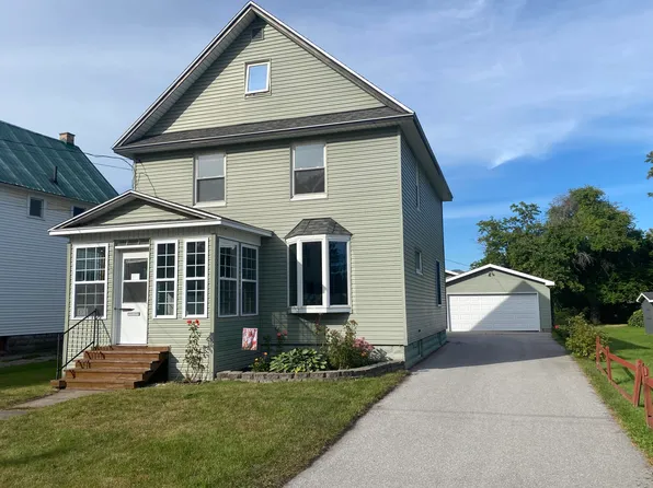 533 Maple St, Sault Sainte Marie, MI 49783