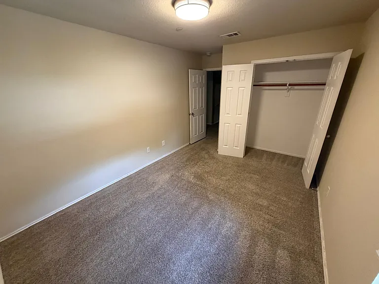 1139 Landon Ln — Photo 67