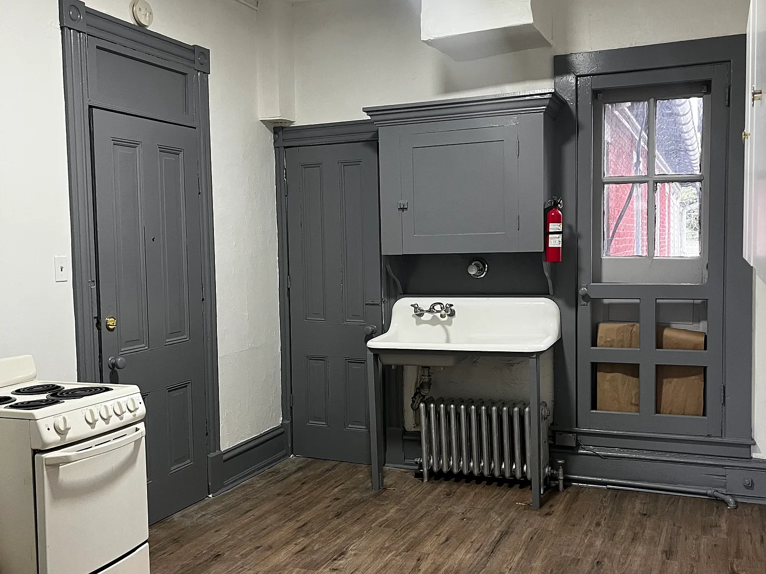 Studio, $850 — Photo 4