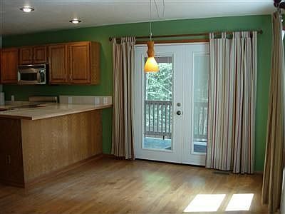 4th image of 0 44225 Se 170th St