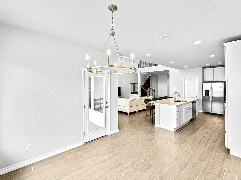 25023 Las Pilas — Photo 14