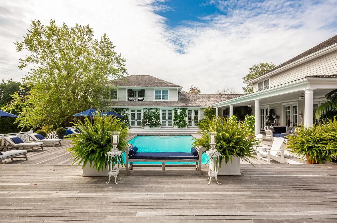 Summer Beach Retreat — Photo 4